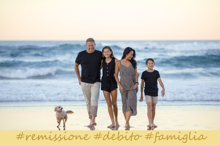 CARTELLE ESATTORIALI PER SPESE DI GIUSTIZIA. REMISSIONE DEL DEBITO E BILANCIO FAMILIARE.