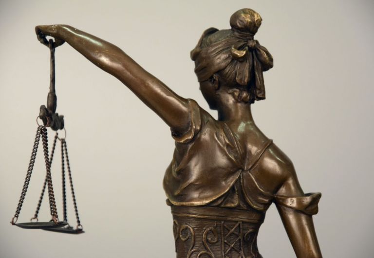 DANNO PARENTALE : il nipote ha diritto al RISARCIMENTO per la perdita del nonno non convivente